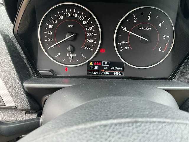 2013 - bmw 116d - personenauto - afbeelding 18 van  33