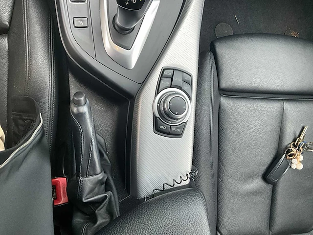 2013 - bmw 116d - personenauto - afbeelding 20 van  33