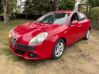 2013 alfa romeo giulietta personenauto - afbeelding 1 van  31