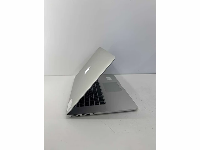 2013 apple macbook pro macbook pro 15.4” a1398 15.4” inch core i7 gen 4 8gb ram 245gb ssd - afbeelding 4 van  10