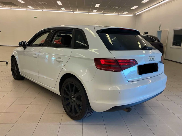 2013 audi a3 sportback 1.6 tdi personenauto - afbeelding 18 van  24
