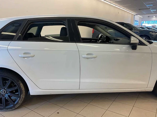 2013 audi a3 sportback 1.6 tdi personenauto - afbeelding 21 van  24