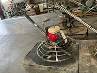2013 b-mac cementvlinder - afbeelding 1 van  5