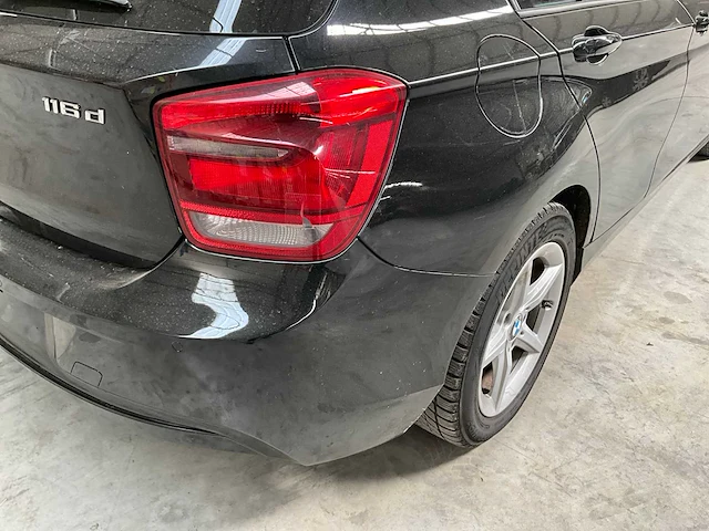 2013 bmw 116d personenauto - afbeelding 30 van  45