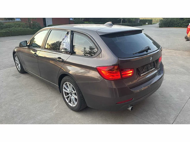 2013 bmw 318d personenauto - afbeelding 37 van  41