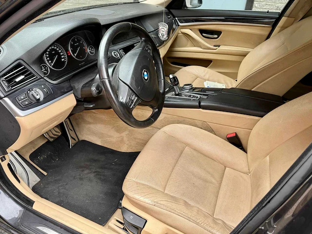2013 bmw 525d personenauto - afbeelding 2 van  24