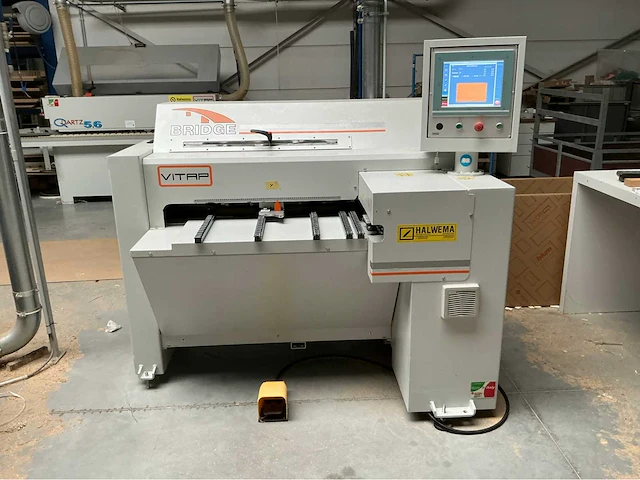 2013 bridge vitamine verticale cnc -bewerkingscentra - afbeelding 2 van  7