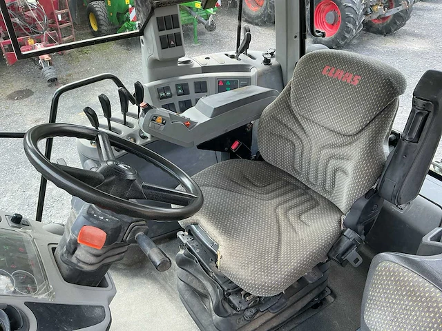 2013 claas axion 840 vierwielaangedreven landbouwtractor - afbeelding 28 van  28