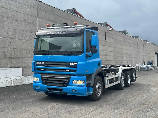 2013 daf cf 85.360 vrachtwagen met containersysteem - afbeelding 1 van  62