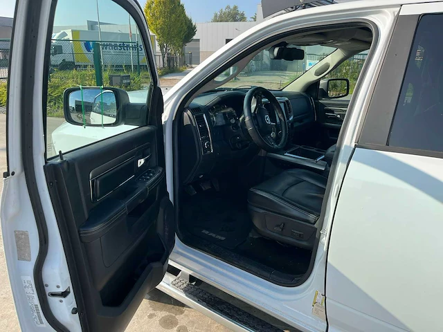 2013 dodge ram 1500 hemi v8 - afbeelding 8 van  38