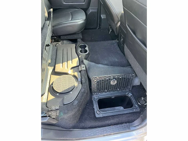2013 dodge ram 1500 hemi v8 - afbeelding 17 van  38