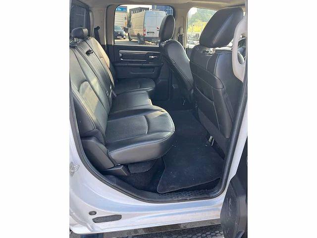 2013 dodge ram 1500 hemi v8 - afbeelding 19 van  38