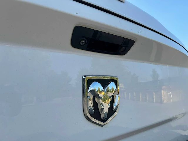 2013 dodge ram 1500 hemi v8 - afbeelding 27 van  38