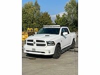 2013 dodge ram 1500 hemi v8 - afbeelding 35 van  38