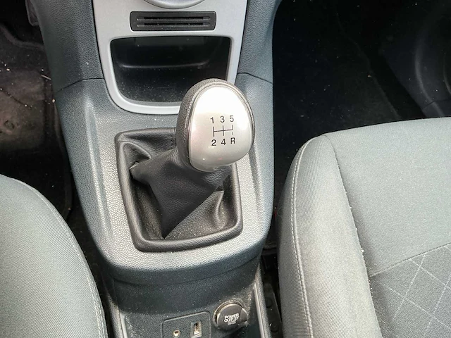 2013 ford fiesta - afbeelding 13 van  51