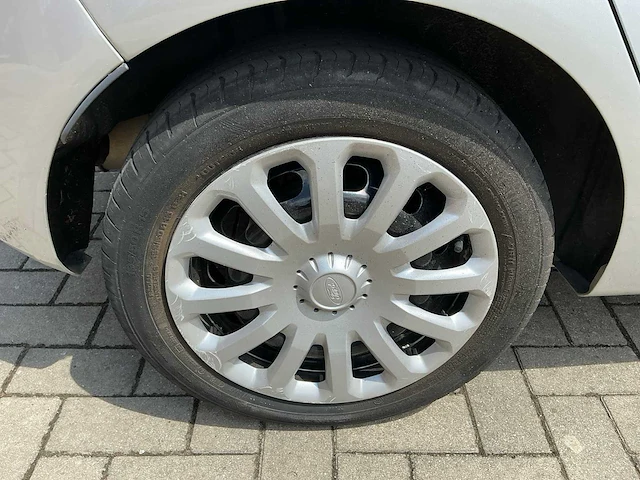 2013 ford fiesta - afbeelding 38 van  51