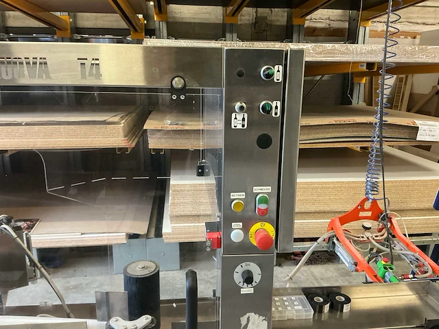 2013 ienos t4 etiketteer- en codeermachine - afbeelding 2 van  29