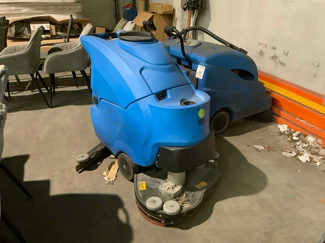 2013 ipc s70 bt 70 vloerreiniger zuig/schrobmachine - afbeelding 1 van  10