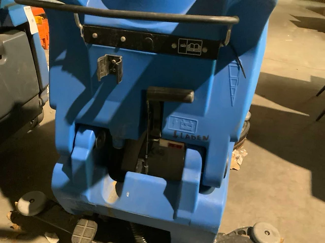 2013 ipc s70 bt 70 vloerreiniger zuig/schrobmachine - afbeelding 7 van  10