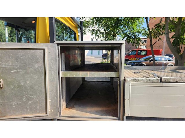 2013 iveco 40c14g 3.0d truck with crane 111.560km - afbeelding 5 van  24