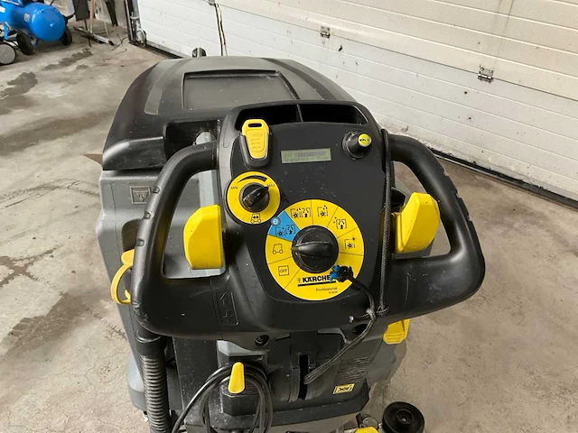2013 kärcher b60w schrobzuigmachine - afbeelding 2 van  22