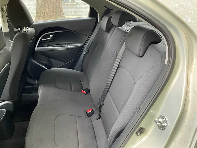 2013 kia new rio personenauto - afbeelding 3 van  31