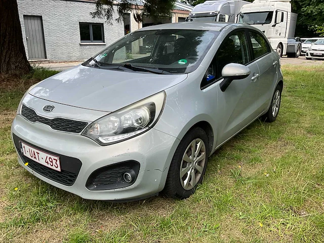 2013 kia new rio personenauto - afbeelding 1 van  31