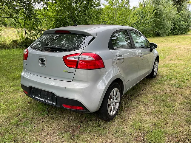 2013 kia new rio personenauto - afbeelding 27 van  31