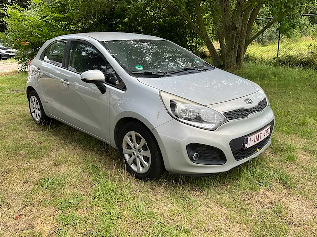 2013 kia new rio personenauto - afbeelding 29 van  31