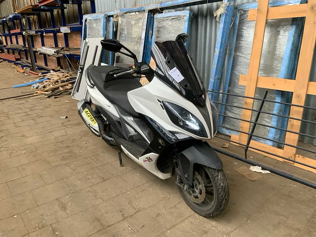 2013 kymco x-citing 400i d60000 scooter - afbeelding 7 van  13
