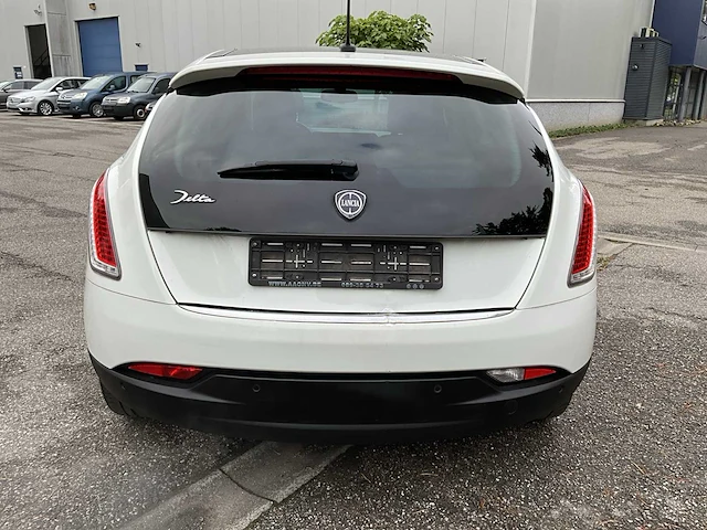 2013 lancia delta - afbeelding 28 van  33