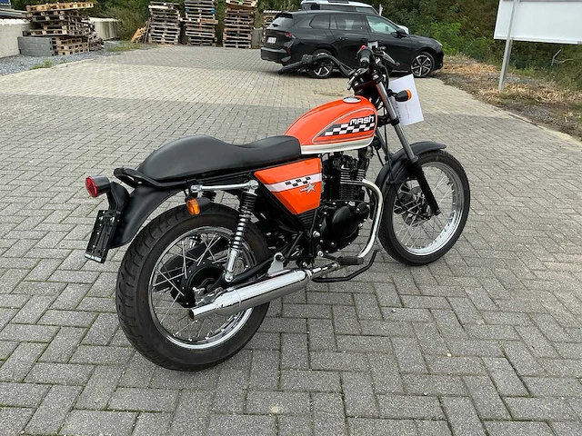 2013 mash seventy - afbeelding 11 van  15