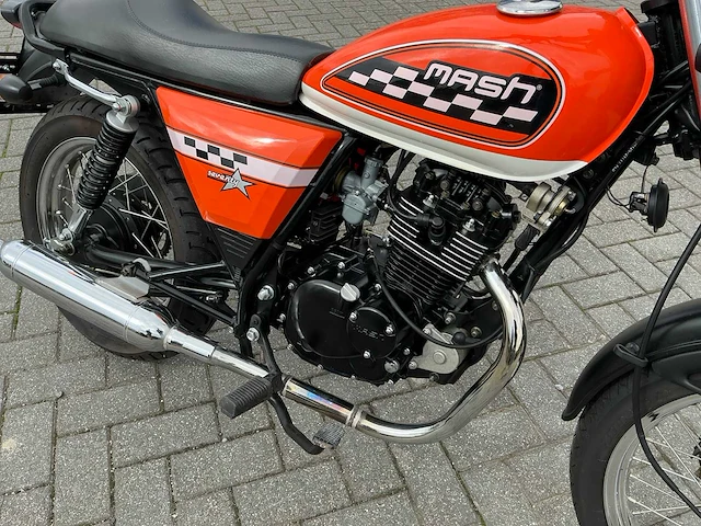 2013 mash seventy - afbeelding 15 van  15