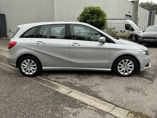 2013 mercedes-benz b180 - afbeelding 32 van  35