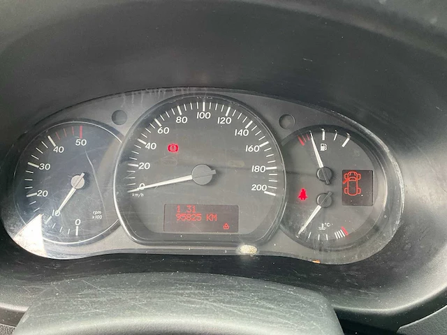 2013 mercedes-benz citan lichte vracht - afbeelding 27 van  44
