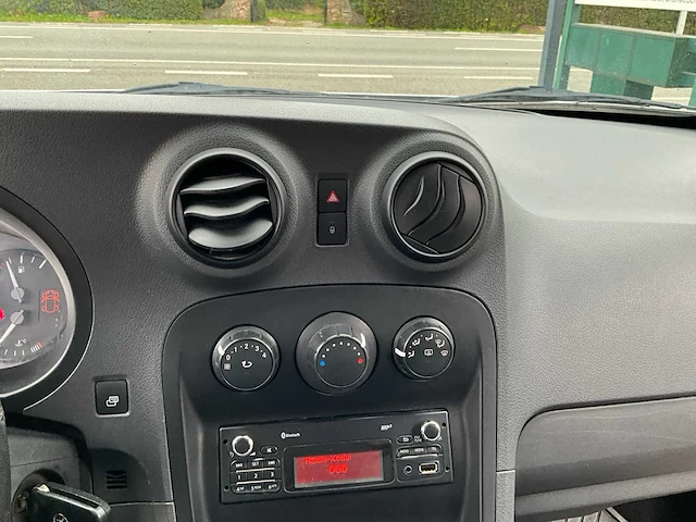 2013 mercedes-benz citan lichte vracht - afbeelding 28 van  44