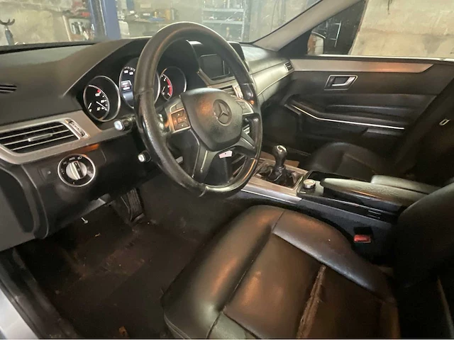 2013 mercedes-benz e-klasse 200 cdi auto - afbeelding 6 van  37