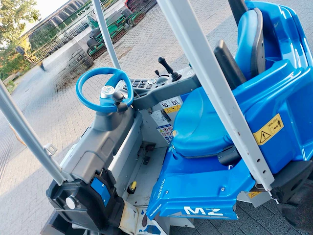 2013 multi-one kniklader shovel - afbeelding 10 van  11