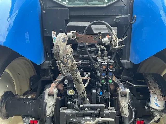 2013 new holland t7.210 autocommand vierwielaangedreven landbouwtractor - afbeelding 19 van  31