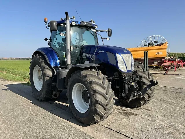 2013 new holland t7.270 vierwielaangedreven landbouwtractor - afbeelding 23 van  40