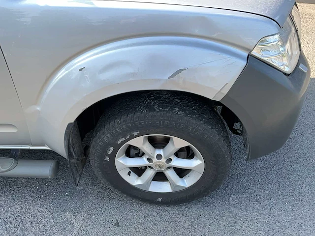 2013 nissan navara lichte vrachtwagen - afbeelding 10 van  32