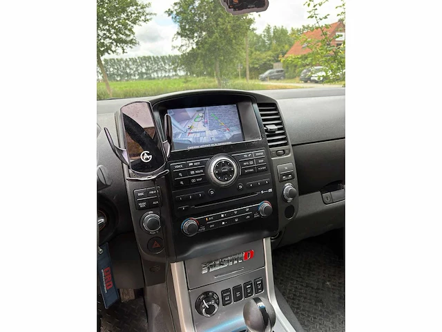 2013 nissan navara lichte vrachtwagen - afbeelding 17 van  32