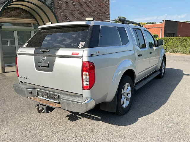 2013 nissan navara lichte vrachtwagen - afbeelding 30 van  32