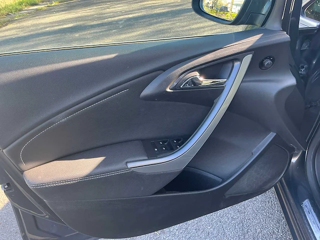 2013 opel astra notchback - afbeelding 2 van  51