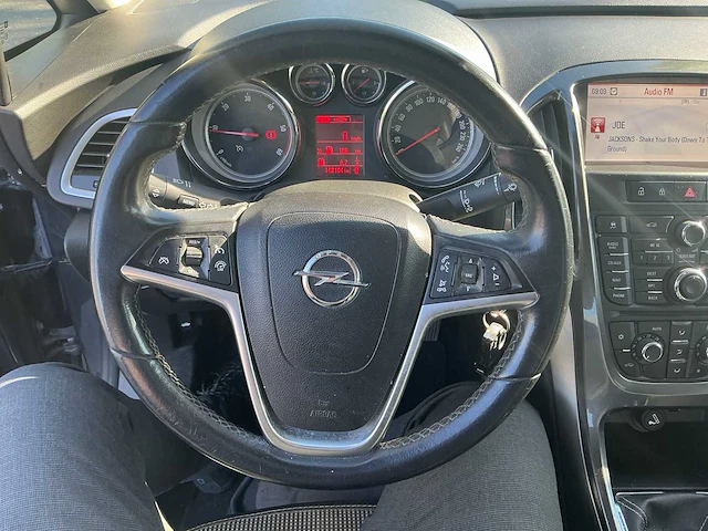 2013 opel astra notchback - afbeelding 6 van  51