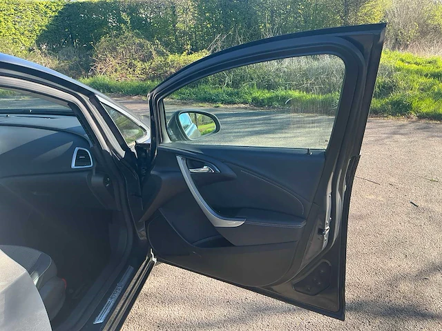 2013 opel astra notchback - afbeelding 14 van  51