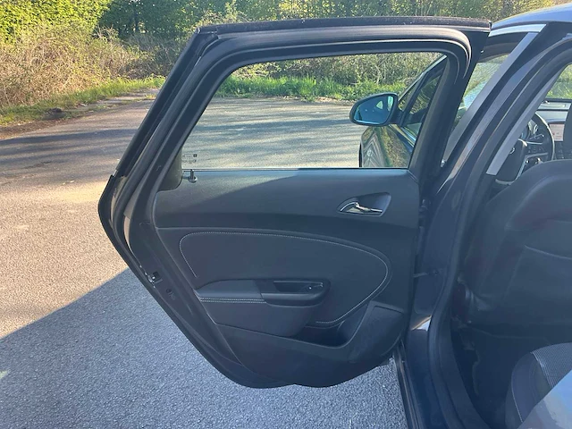 2013 opel astra notchback - afbeelding 22 van  51
