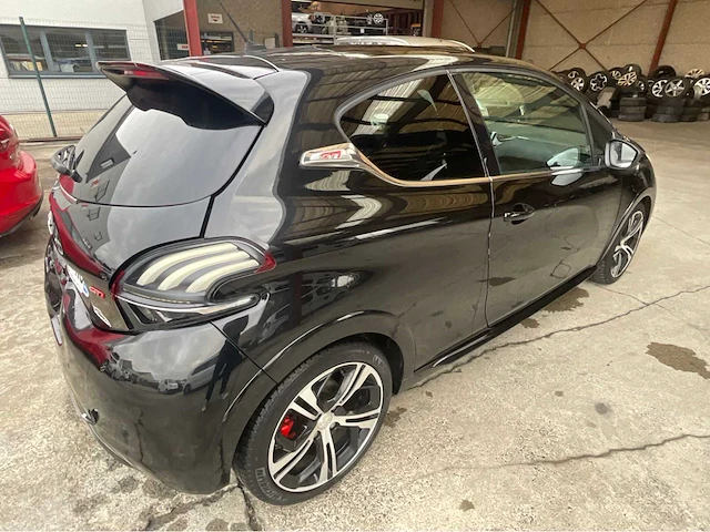 2013 peugeot 208 gti 1.6 thp 200 auto - afbeelding 24 van  28