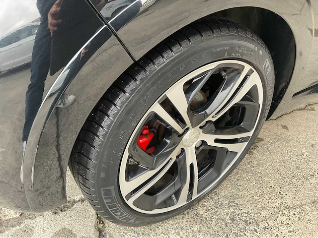 2013 peugeot 208 gti 1.6 thp 200 auto - afbeelding 28 van  28