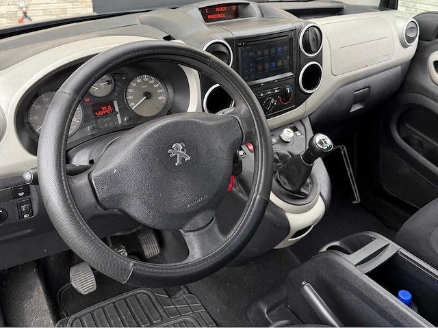 2013 peugeot partner tepee - afbeelding 12 van  23